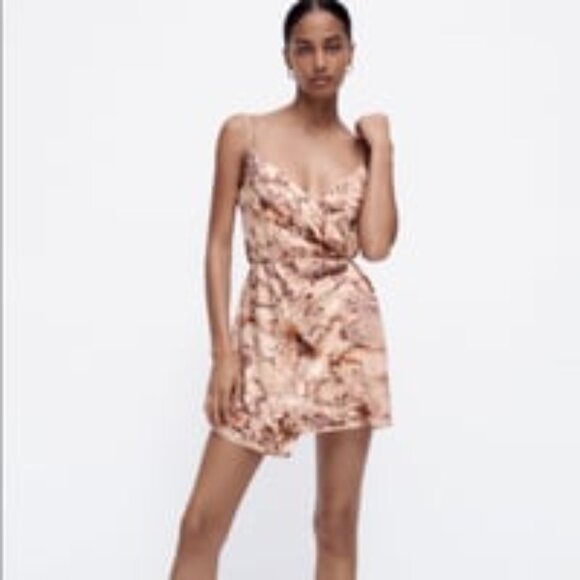 EFFECT PRINT DRESS - Picture 2 of 3